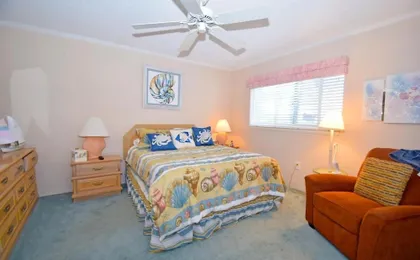 Harbour Island 406k 2 Bedroom Condo by RedAwning