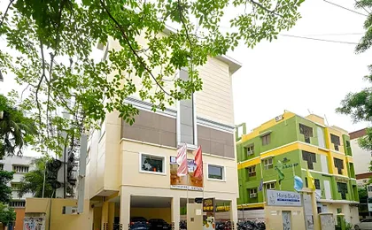 Blu Iris Hotel