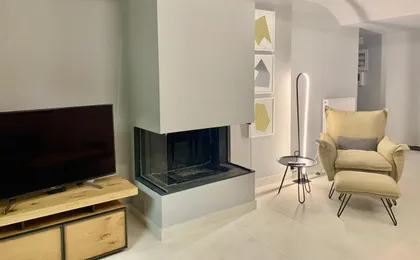 Fab New Flat in Central Athens W/ Acropolis Views