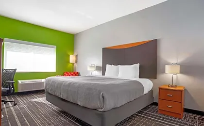 Quality Inn & Suites Birmingham - Highway 280