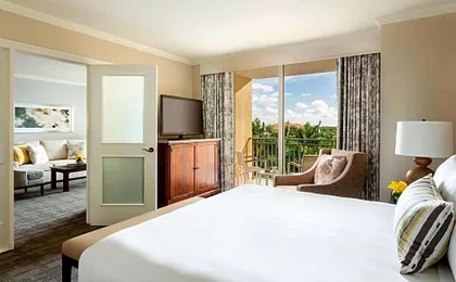 The Ritz-Carlton Naples, Tiburón