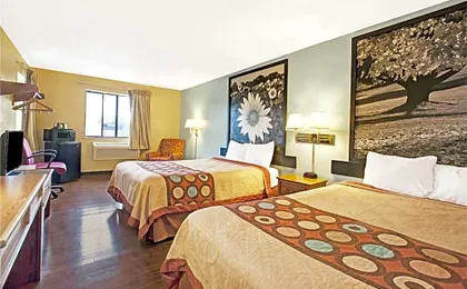 Super 8 by Wyndham Baltimore/Essex Area
