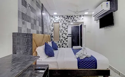 Parle Inn Hotel