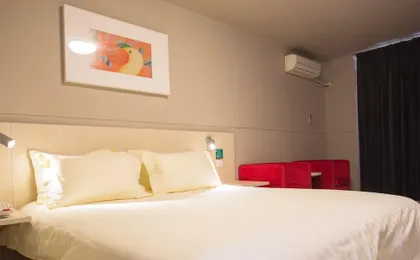 Madison Hotel Jianghan Road Pedestrian Street Wuhan