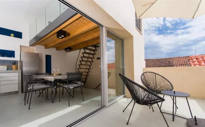 Casa Sepia
