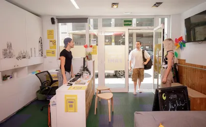 The Hostel Box Port (Adults only)