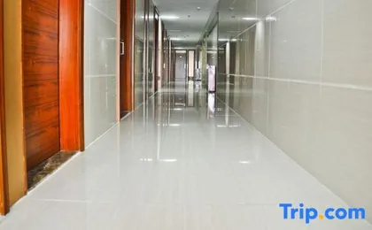Minjian Jinrong Tower Waifiden Service Apartment ( Haizhu Square Metro Station)