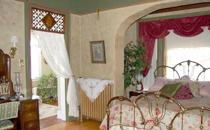 Schuster Mansion Bed Breakfast