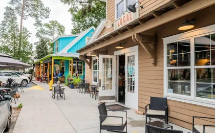 Charming Old Town Loft, Nestled in the Heart of Historic Bluffton, SC