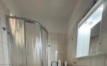 Windsor Place Apartment - Self Checkin with Code