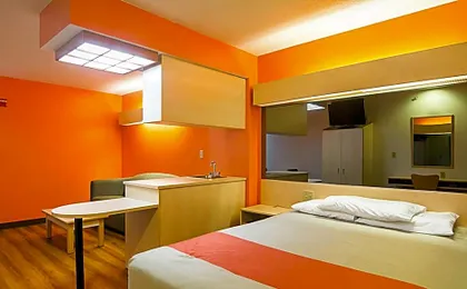 Motel 6-Sycamore, IL