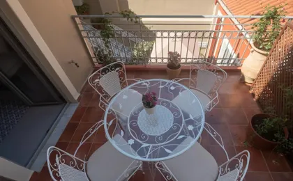 Athenian Yard Suites