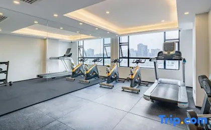 Mengsu Hotel International (Linping Sports Center)
