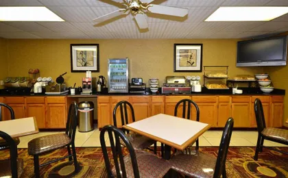 Quality Inn Merriam Kansas City