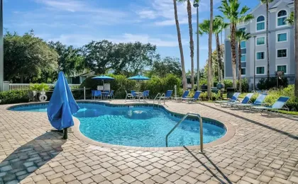 8303 Palm Disney