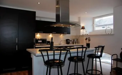 Scardroy Homes Inverness - Central 2 Bedroom with Parking WiFi Smart TVs Sleeps up to 6