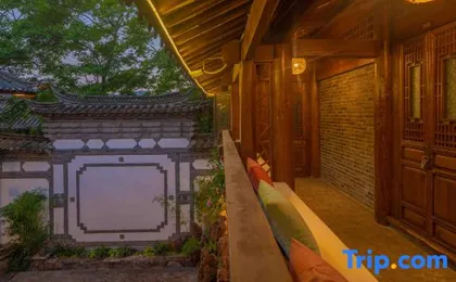LiJiang Springs Inn