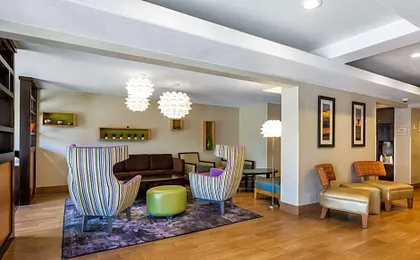 La Quinta Inn & Suites by Wyndham San Diego Mission Bay