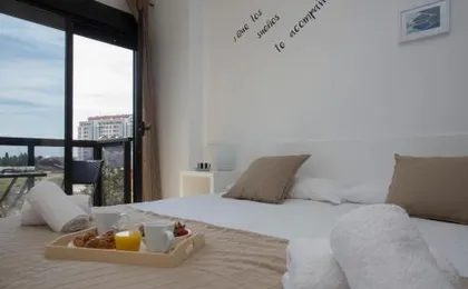 SingularStays Artes