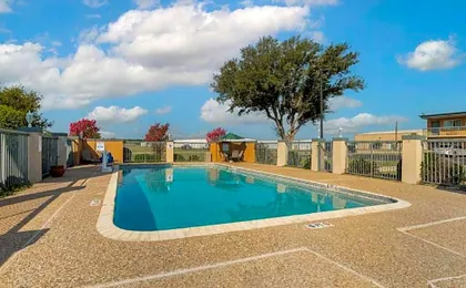 Best Western Taylor Inn
