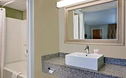 Super 8 by Wyndham Denver Central