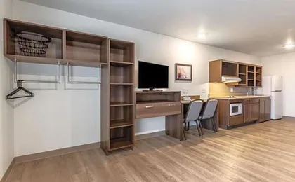WoodSpring Suites Indianapolis Castleton