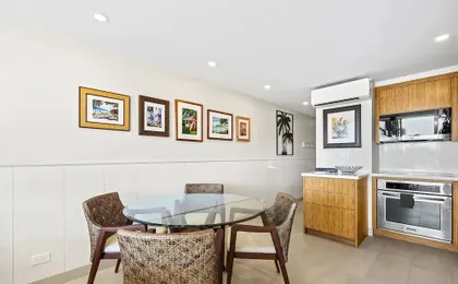 Mana Kai 304 - Renovated Oceanfront 2br/2ba Condo, Split AC, Beach Access, Views