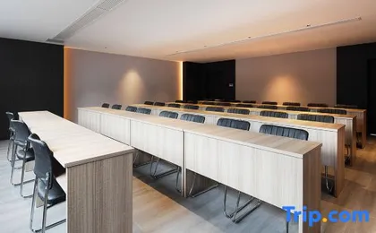 NICESOE S Hotel (Chengdu Kuanzhai Alley Yushu Street)