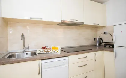 Madonna Field Apartment