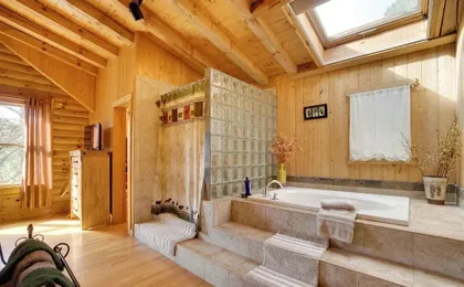 Picturesque Log Cabin in Estes Park: 9 Mi. to RMNP