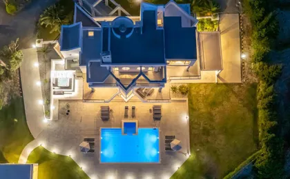 Monte Smith Luxury Villas