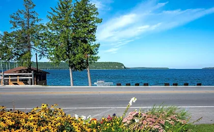 Pine Grove Resort