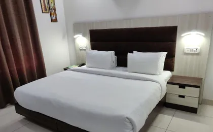 Green Lotus Residency