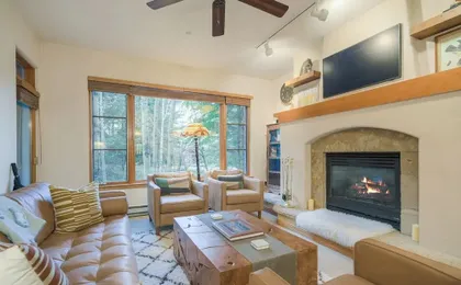Prime Location, Steps from the Ski Lift - 2 Bedroom Condo in Arrowhead Village 2 Condo