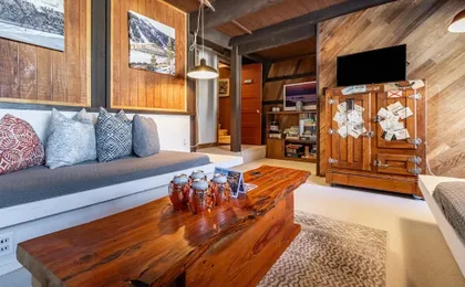 Walk to Palisades Village + Ski Lifts 5BR w/ Mtn Views Mt. Jola by Avantstay