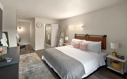 Hotel McCoy Pullman - Art, Coffee, Beer, Wine