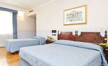 Hotel Cecil