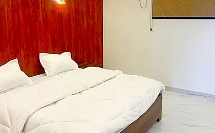 Kingfisher Luxury Farmhouse