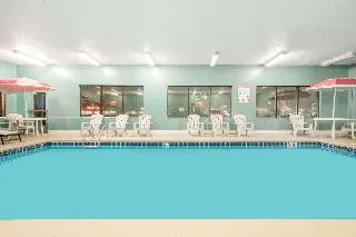 Baymont Inn & Suites Eau Claire WI