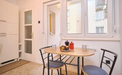 Bacci Central 2-Bedroom Apartment by Litto
