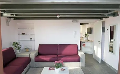 VERSOVERDE HOTEL Alzaia Naviglio Grande