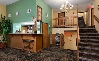 Super 8 by Wyndham Russellville