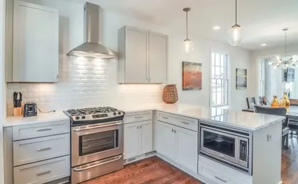 Luxury Home Blocks from Downtown by RedAwning