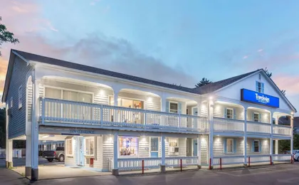Travelodge by Wyndham Cape Cod Area