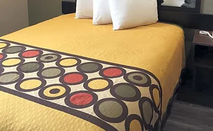Super 8 by Wyndham National City Chula Vista