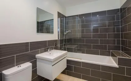 6 Hunter House - Heart of the City with Free Onsite Parking