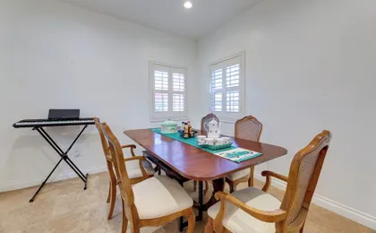 Great Location & Free Extras! Bellflower Stay