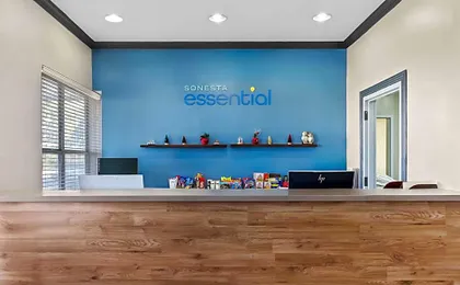 Sonesta Essential IAH Airport JFK Boulevard