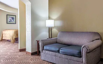Quality Inn & Suites Salisbury South