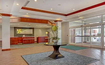Holiday Inn University Plaza-Bowling Green By IHG